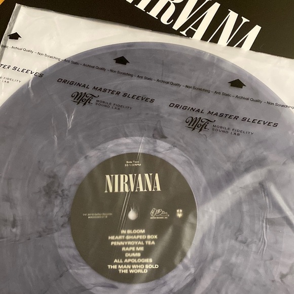 🔥NIRVANA RECORD🔥BARELY USED🔥BIGGER FAN OF JESUS THEN KURT COBAIN🔥 - Picture 3 of 3